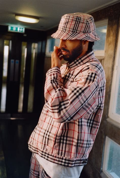 burberry x supreme collaboration